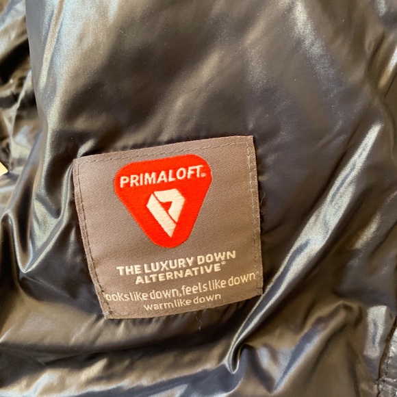 GAP puffer vest - Picture 3 of 6